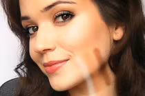 Tuyệt chiêu chọn kem nền cho mùa đông