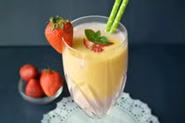 6 loại sinh tố sữa tươi tăng đề kháng tốt nhất cho bé suốt mùa hè