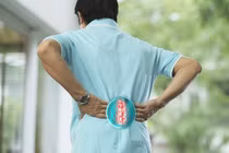 Muốn hết cơn đau ở cột sống, hãy dùng 1 trong 5 bài thuốc này 