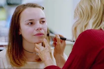 Người có gương mặt khủng khiếp cũng tự tin nhờ điều này