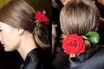 Những kiểu tóc cài hoa lãng mạn xinh hút hồn ngày 8/3