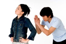 Không biết giấu mặt đi đâu vì cô vợ thích “nổ“