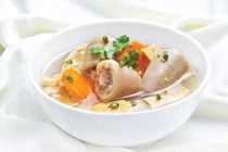 Món ngon không ngờ từ đuôi lợn, tốn cơm vô cùng