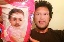 Cười lăn lộn bộ ảnh hoán đổi khuôn mặt của cha và con