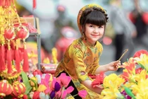 5 em bé lai siêu dễ thương khiến dân mạng nghiêng ngả