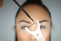 Mẹo kẻ mắt cực dễ bằng những vật dụng trong nhà