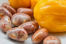 Bạn sẽ phải bất ngờ về những bài thuốc từ hạt mít 