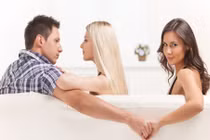 7 lý do bất ngờ khiến một số người thích đùa giỡn tình cảm