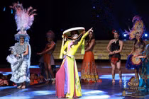 Mê mẩn ngắm sao Việt diện áo tứ thân tuyệt đẹp