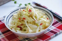 Muối dưa theo cách này, đảm bảo mẹ chồng sẽ cho điểm 10