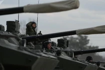 Xe tăng bay: Vũ khí thay đổi cuộc chơi của những ông lớn