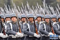 Kỳ lạ nguồn gốc quân phục lạ của Quân đội Chile