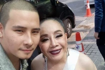 Tỷ phú Thái “U60 rao tuyển chồng trẻ ” khẩu chiến vì đội bóng nhí