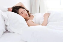 4 thứ cần cởi ra, mặc vào khi ngủ chị em nào cũng cần phải biết 