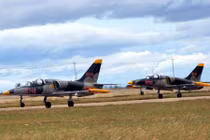 Máy bay L-39 của Việt Nam có thể mang theo bom?