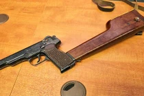 Kỳ dị thiết kế súng ngắn liên thanh đầu tiên do Liên Xô