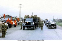 Ảnh cực hiếm: Ba cánh quân giải phóng tiến về tiếp quản Hải Phòng