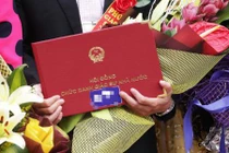 Rà soát hồ sơ GS, PGS: Nhiều người tự xin rút khỏi danh sách