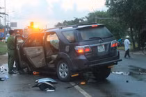 Vũng Tàu: Hai ô tô đấu đầu làm 2 người chết, 6 người bị thương