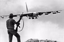 Lính Mỹ thích nhất loại vũ khí nào trong Chiến tranh Việt Nam?