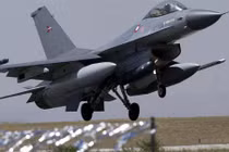 Slovakia và ván bài “ngoại giao chiến đấu cơ” với Mỹ