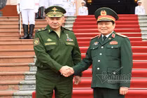 Bộ trưởng Quốc phòng Nga thăm chính thức Việt Nam
