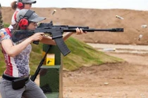 Luật sở hữu súng đạn ở Nga: Khuyến khích người dân có súng?