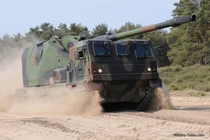 Pháo tự hành DONAR: "Hồn Đức nhưng da Mỹ"