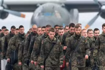 Đức sẽ chi 100 tỷ USD mỗi năm để vực dậy quân đội