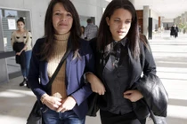 Choáng mức đền bù “khủng” vì con bị trao nhầm ở nước ngoài