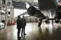 Nga khoe cận cảnh khoang chứa vũ khí của Su-57