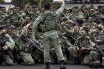 Đất chật người đông, Quân đội Singapore luyện quân ở đâu?