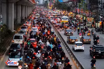 Hà Nội: Thu phí xe vào nội đô, thu thêm cả tiền ô nhiễm