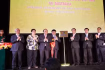 Thủ tướng Nguyễn Xuân Phúc gặp Việt kiều tiêu biểu ở Úc