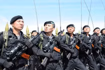 Lạ đời cách tuyển thêm quân của Quân đội Kazakhstan 