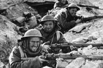 Điều gì khiến cả thế giới bị cuốn vào Chiến tranh Thế giới?