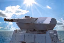 Cận cảnh khẩu pháo nguy hiểm nhất Hải quân Đan Mạch