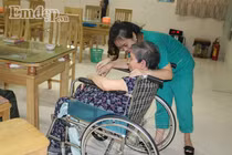 Nỗi sợ trong ngày đầu tiên vào nghề của cô sinh viên mới ra trường