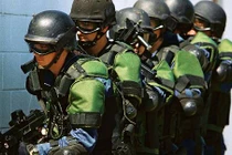 Khẩu UMP có xứng đáng thay thế súng tiểu liên huyền thoại MP5?