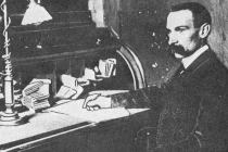 Vụ mất tích bí ẩn suốt 100 năm của “ông trùm” mê gái đẹp