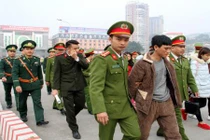 7 thiếu nữ bị bán sang Trung Quốc được trở về Việt Nam