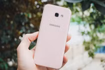 Ảnh "nóng" Galaxy A5 2017 màu hồng cực lạ vừa về Việt Nam 