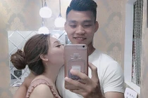 Văn Thanh U23 Việt Nam đưa bạn gái hot girl về Hải Dương ăn Tết