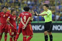 Trọng tài xử ép ĐT Việt Nam ở AFF Cup 2014 bắt chung kết U23?