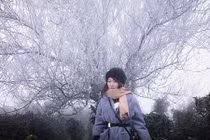 Dân phượt nô nức lên đỉnh Tà Xùa ngắm băng tuyết vui như trẩy hội