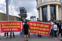 Đất Xanh Group “nợ” sổ đỏ Gold Hill 3 năm, Gem Riverside "đắp chiếu"