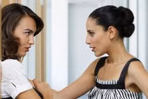 Khốn khổ với bà chị dâu đã lười còn điêu ngoa