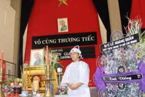 Văn nghệ sĩ TP HCM tiễn biệt soạn giả Kiên Giang