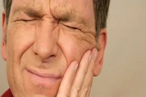 Ung thư lưỡi: lựa chọn phẫu thuật tốt hơn hóa trị