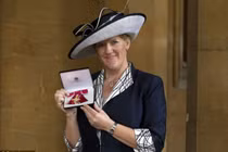 Chiến dịch chống ung thư của nữ phát thanh viên